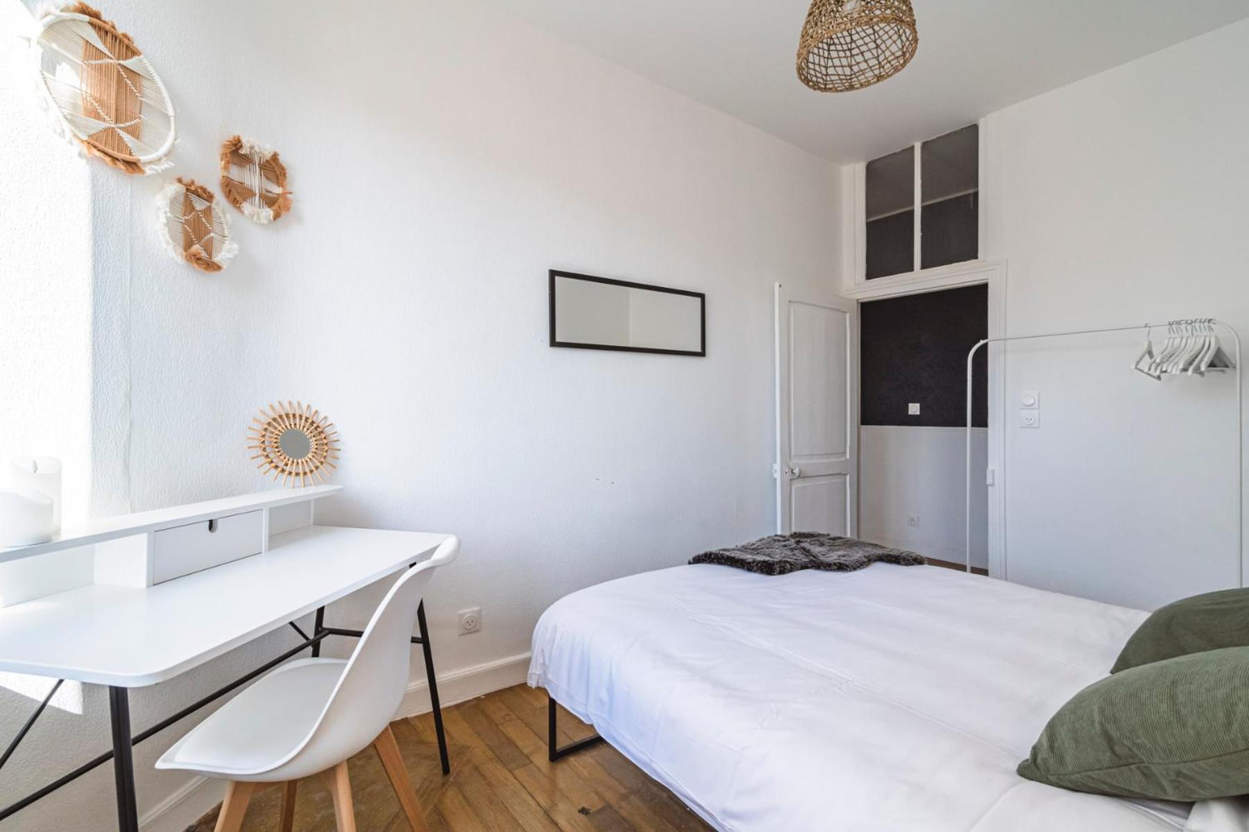 Le Cosy - Charmant 2 Chambres - Hyper Centre Reims Buitenkant foto