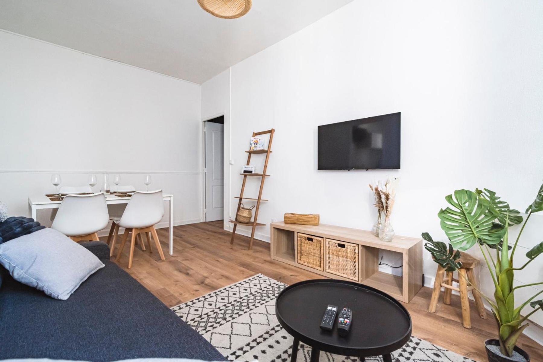 Le Cosy - Charmant 2 Chambres - Hyper Centre Reims Buitenkant foto