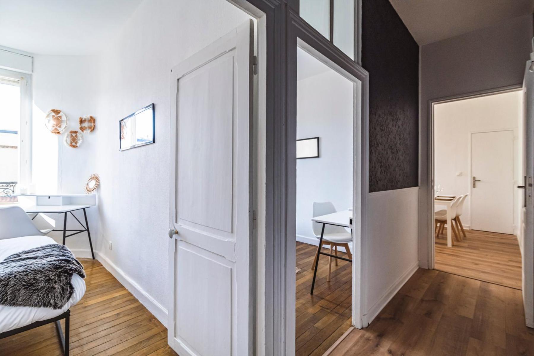 Le Cosy - Charmant 2 Chambres - Hyper Centre Reims Buitenkant foto